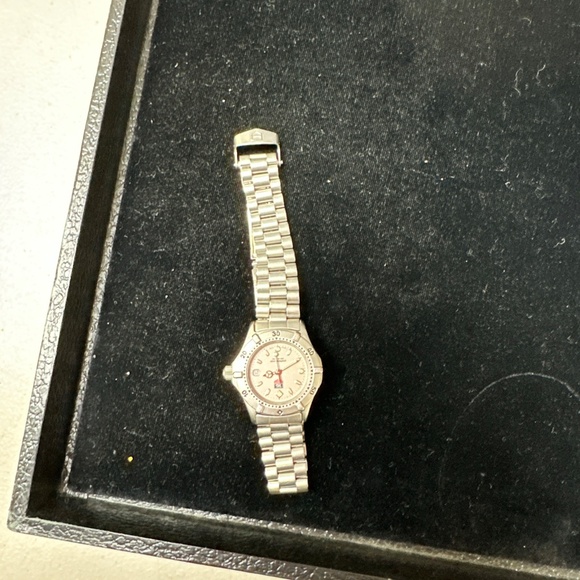 Tag Heuer Ladies Watch main image 4
